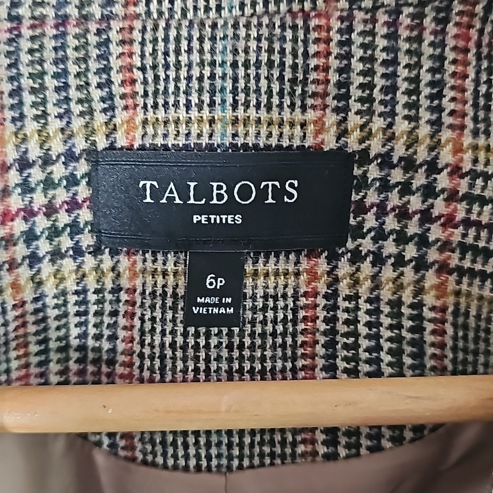 Talbots Blazer. - Picture 3 of 13